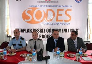 Okuma şampiyonlarına ödül yağdı